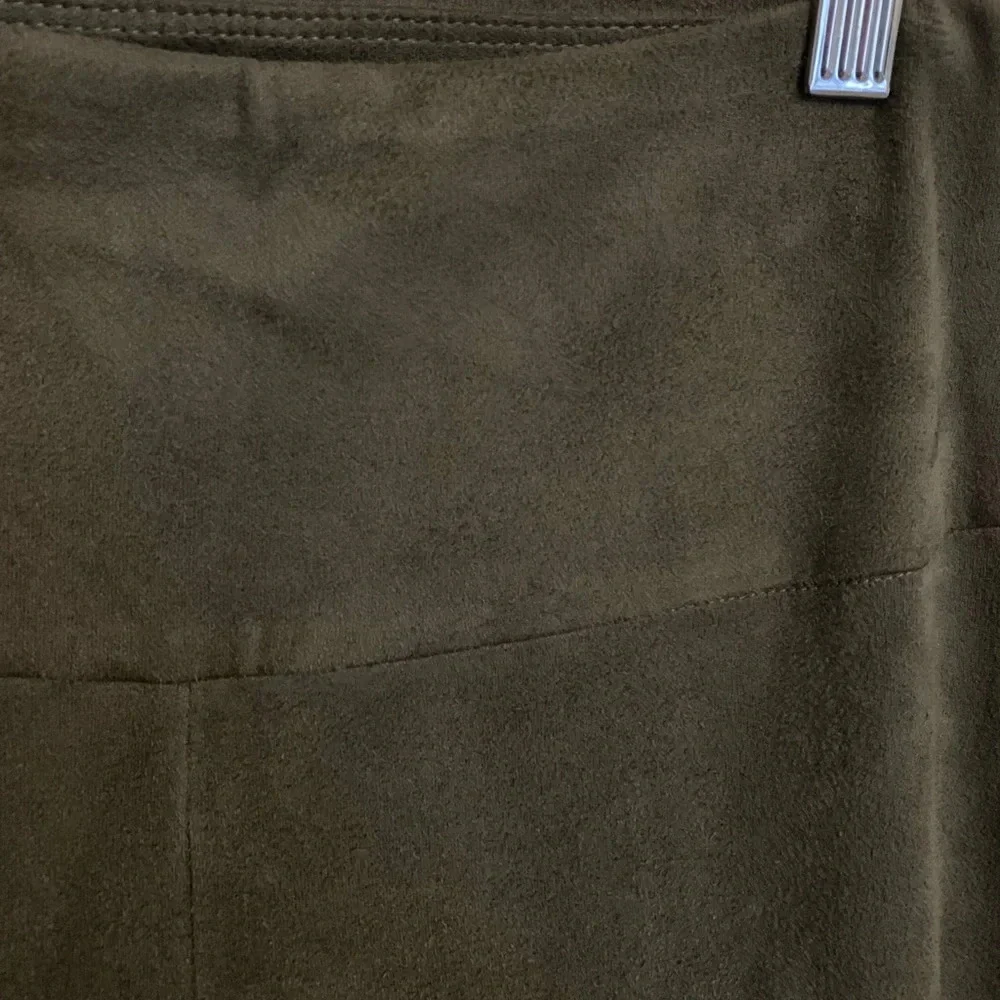 J. McLaughlin forest green faux suede leggings, women’s size XS
